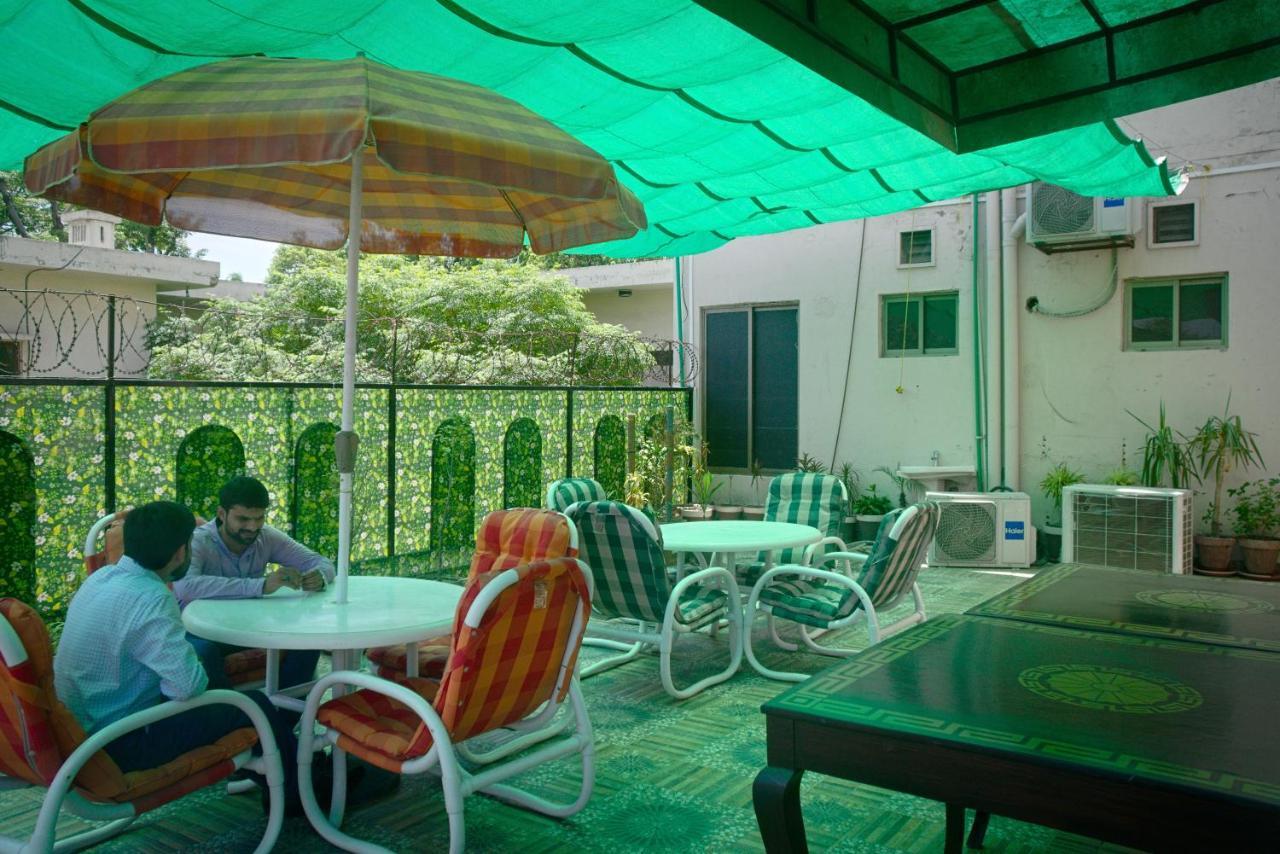 Premier Inn Grand Gulberg لاهور المظهر الخارجي الصورة