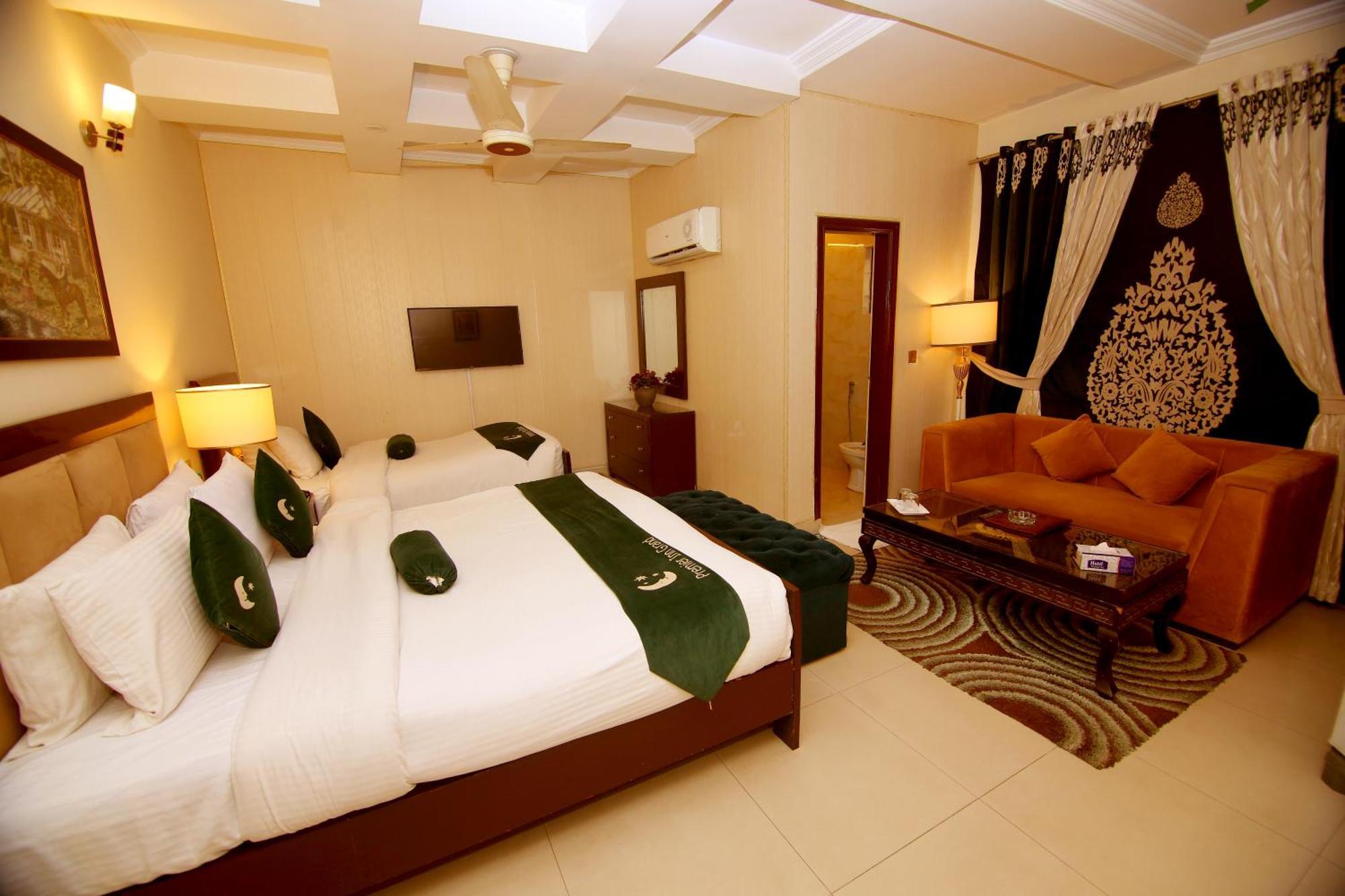 Premier Inn Grand Gulberg لاهور المظهر الخارجي الصورة