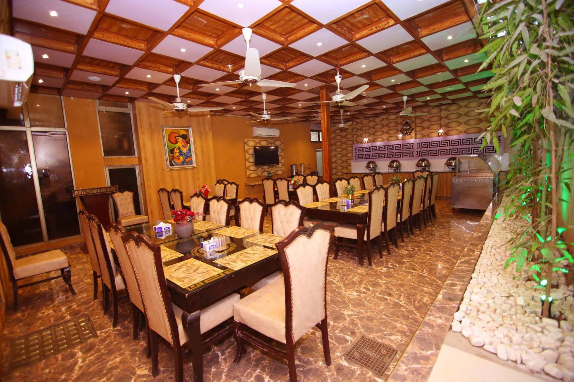Premier Inn Grand Gulberg لاهور المظهر الخارجي الصورة